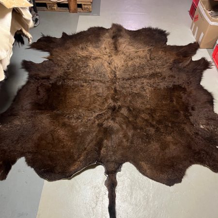 Chromfrei gegerbtes Bison-Fell - mit Schwanz  - 220 x 210 cm - Nr 089